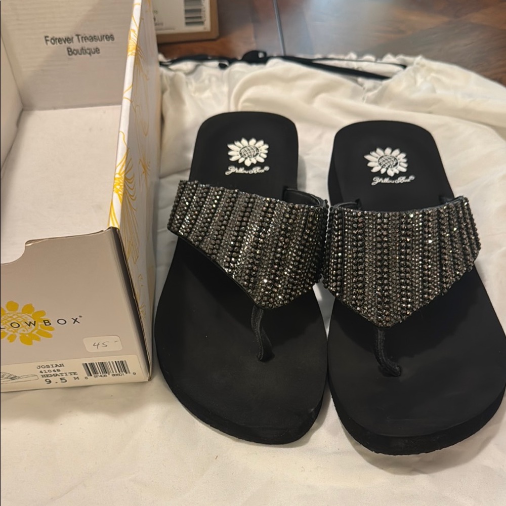 Yellow Box Women's Black Sandals